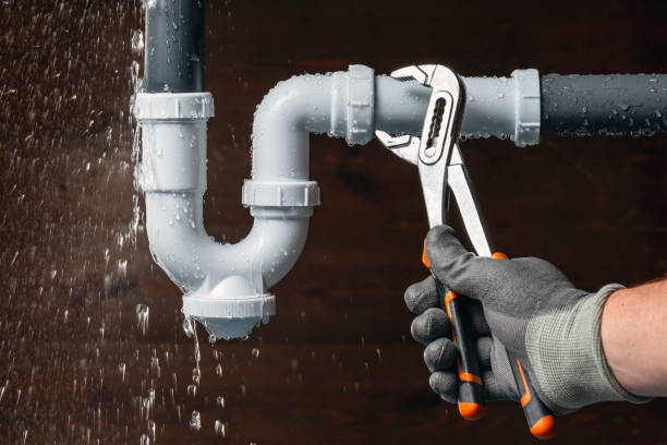 Professional Drain Cleaning technician working in Carterville, IL